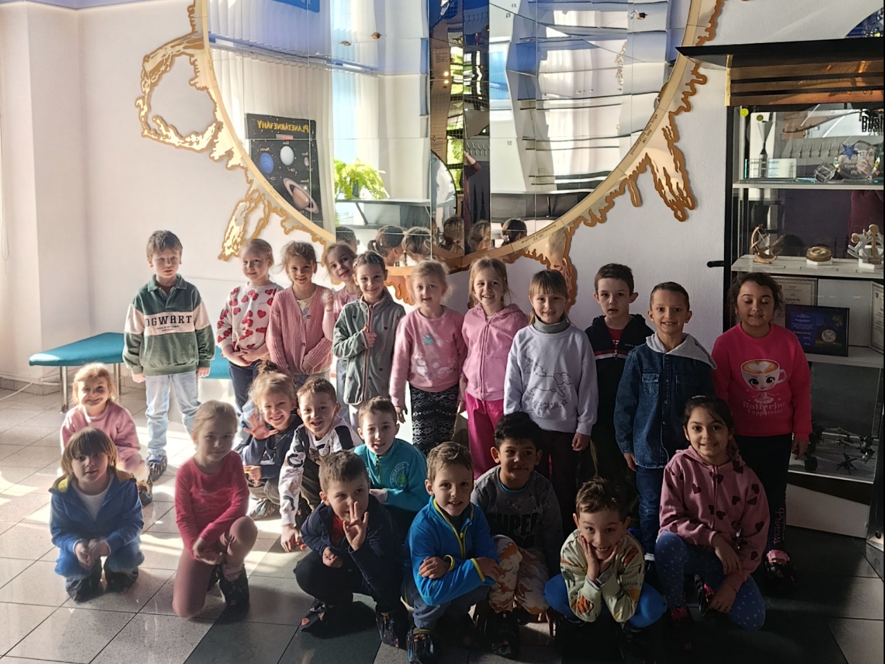 Exkurzia s predškolákmi v Krajskej hvezdárni a planetáriu v Žiari nad Hronom