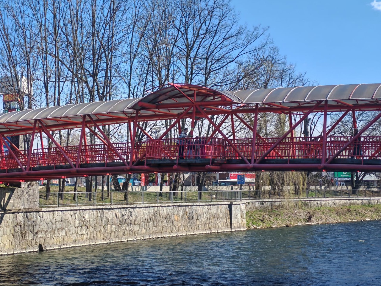 Vítanie jari - odomknutie záhrady zo zimného spánku spojené s vynášaním Moreny do Hrona