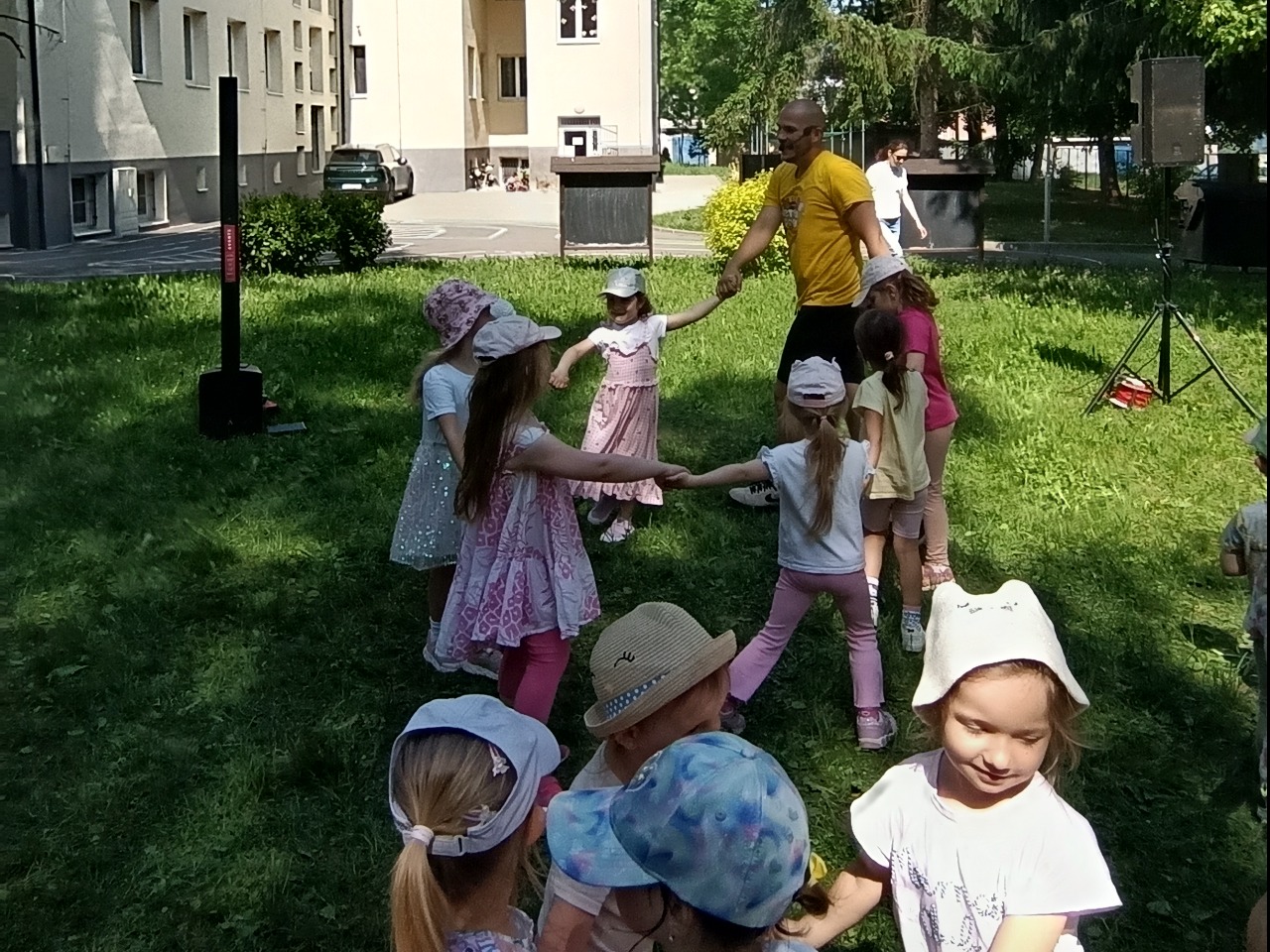 MDD s Ujom Ľubom